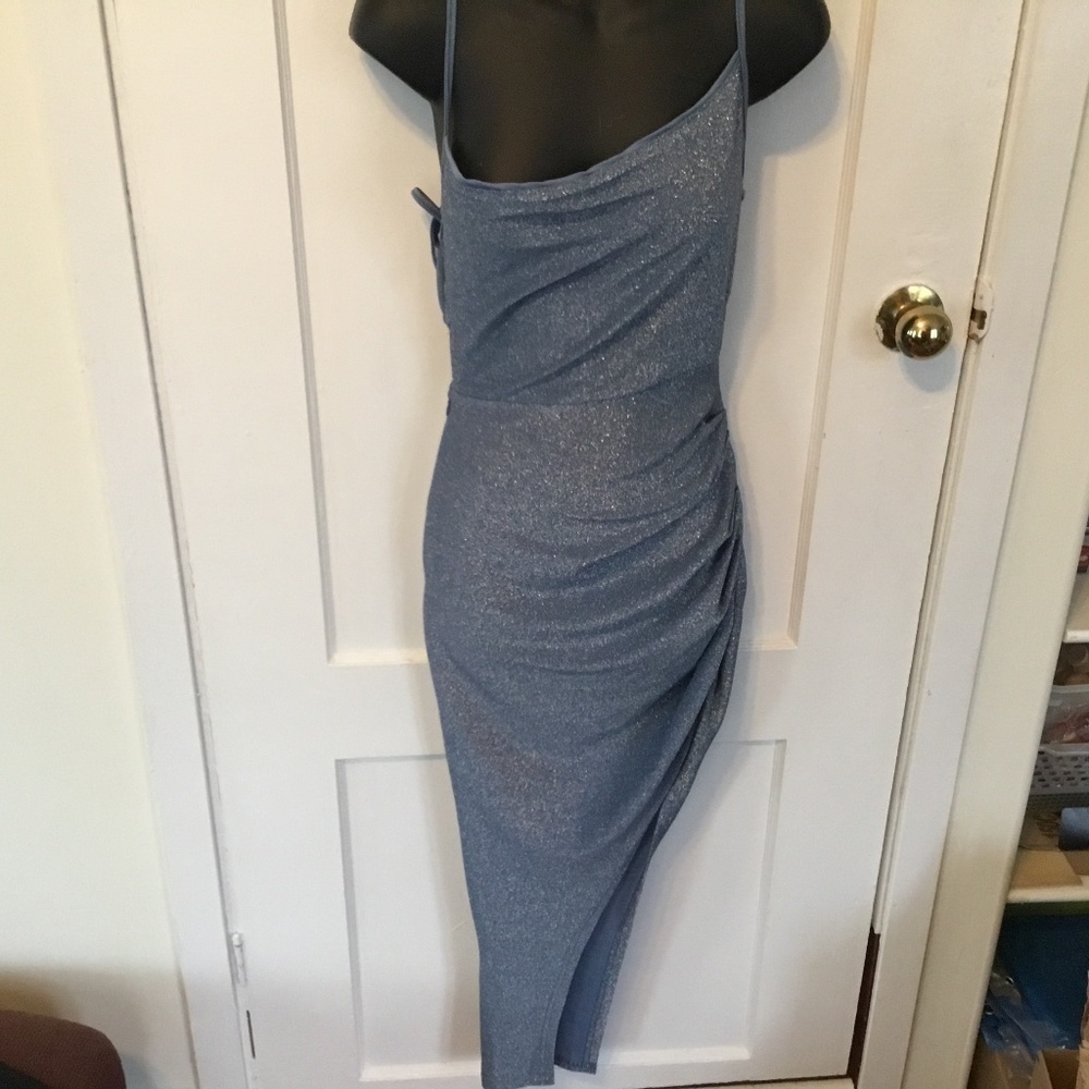 SheinBae size 4 body fitting blue dress new with tags.